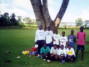 Samuel_Wanjiru_in_blue_Mizuno_tshirt